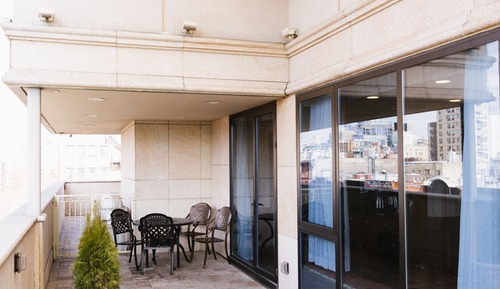 Ático ejecutivo, 1 cama de matrimonio grande, balcón