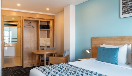 Habitación Deluxe, 1 cama de matrimonio grande, balcón