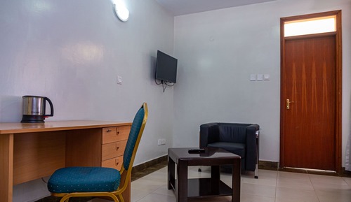 Habitación estándar con 2 camas individuales, balcón, vistas a la ciudad