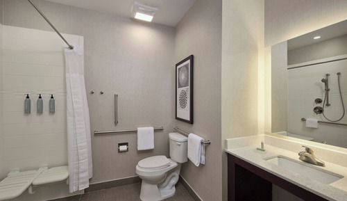 Estudio, 1 cama de matrimonio grande con sofá cama