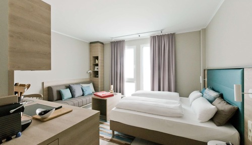 Apartamento superior, 1 cama doble, vistas al patio (Superior Apartment)