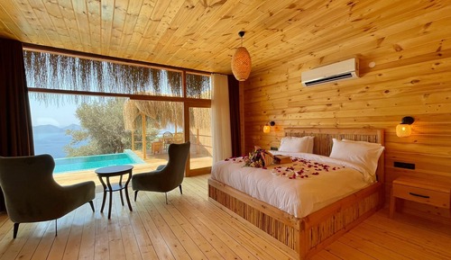 PALAMUT SUITE (private pool and jaccuzi)