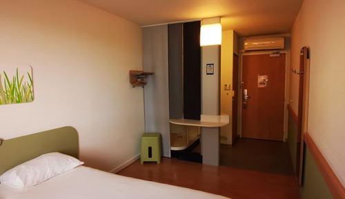 Habitación con 2 camas individuales, 2 camas individuales