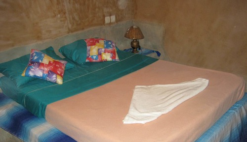 Habitación estándar doble, 1 cama de matrimonio, baño privado, vistas al jardín