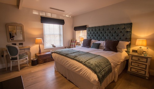 Habitación superior con 1 cama doble o 2 individuales (Boadicea)