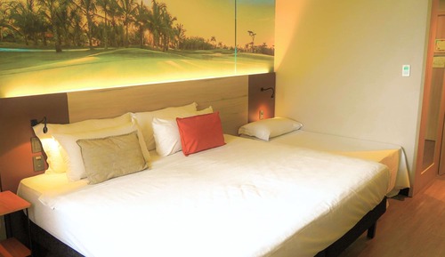 Habitación superior, varias camas