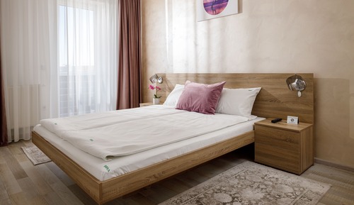 Deluxe Suite with Balcony (Bellview)