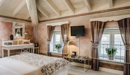 Habitación doble, vistas al lago (Attic)