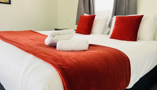 Estudio, 1 cama de matrimonio grande