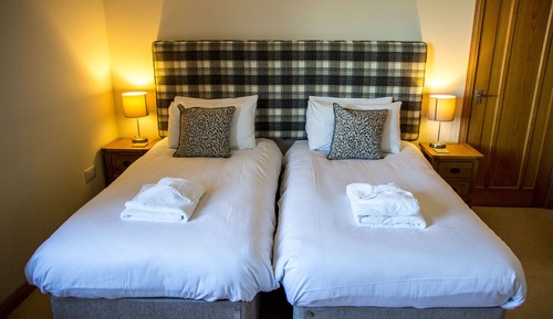 Habitación con 2 camas individuales