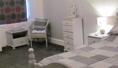 Habitación estándar con 1 cama doble o 2 individuales, baño privado (Room 1)