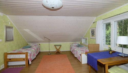 Habitación cuádruple, baño compartido