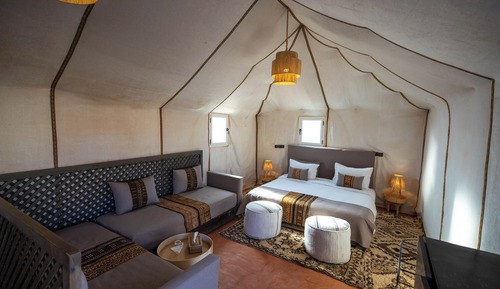 Tienda Deluxe, varias camas