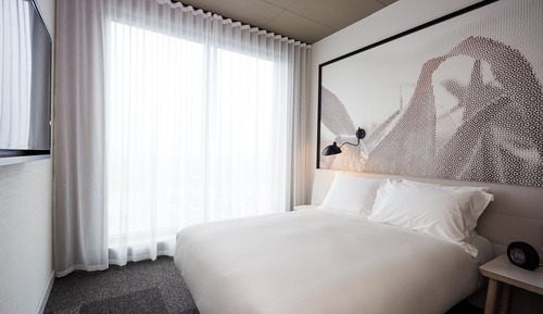 Habitación doble, varias camas