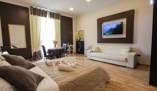 Habitación triple Deluxe (MT)