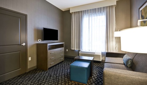 Suite, 1 cama de matrimonio grande, accesible para personas con discapacidad (Roll-In Shower)