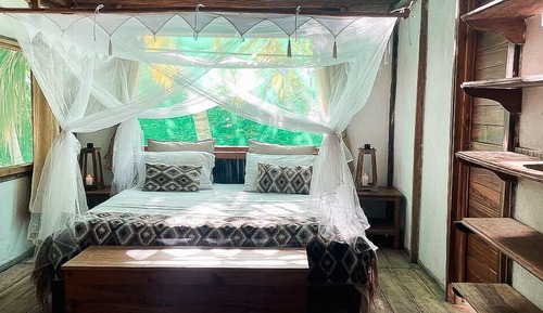 Cabaña junior, vistas parciales al mar, junto a la playa