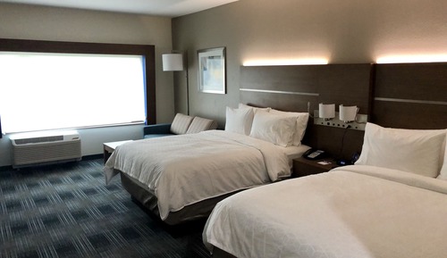 Habitación estándar, 2 camas de matrimonio, bañera accesible (Communications)