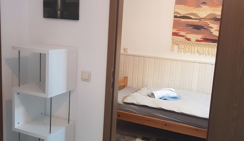 Apartamento básico, 2 habitaciones, no fumadores, vistas al jardín