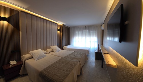 Habitación triple (2 adults, 1 child)