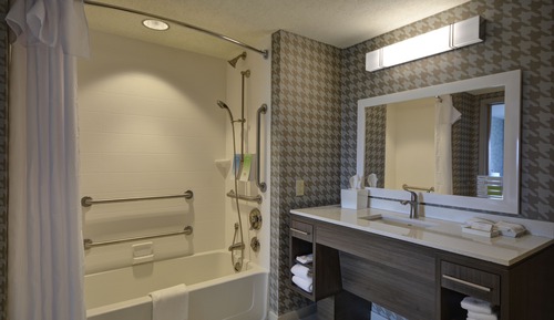 Estudio, 1 cama de matrimonio, accesible para personas con discapacidad, bañera (Mobility & Hearing)