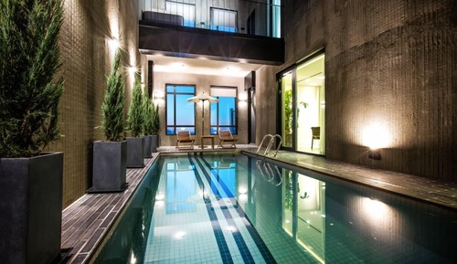 Suite Royal (Outside Spa not available)