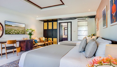 Habitación familiar, vistas a la piscina