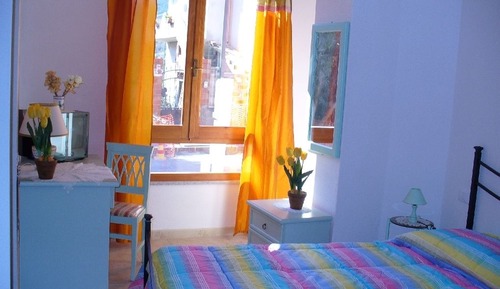 Habitación triple, baño privado