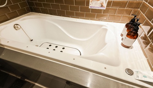 Room (Standard Twin (Netflix available Whir)