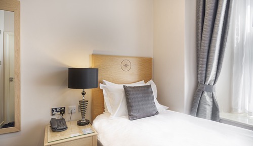 Habitación individual clásica