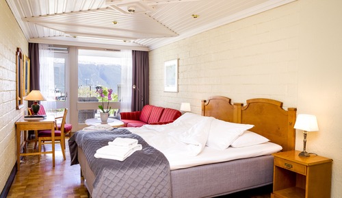 Habitación doble superior (room in the new building)