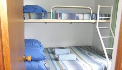 Standard 2 Bedroom Cabin - Sleeps 5