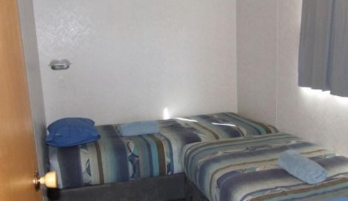 Superior 2 Bedroom Cabin - Sleeps 4