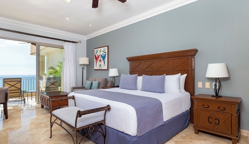 One Bedroom Suite Ocean View