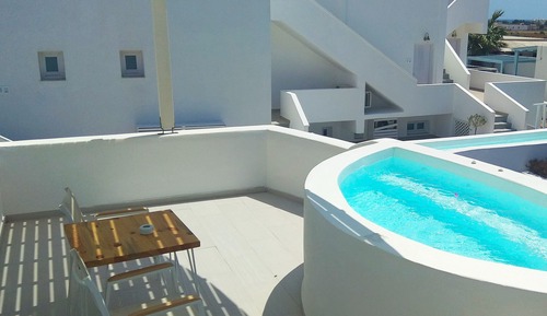 Suite junior (Outdoor Hot Tub)