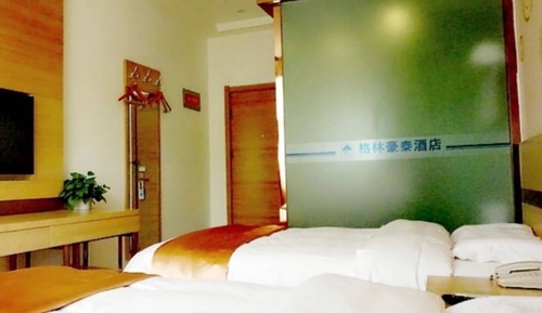 Habitación superior con 2 camas individuales