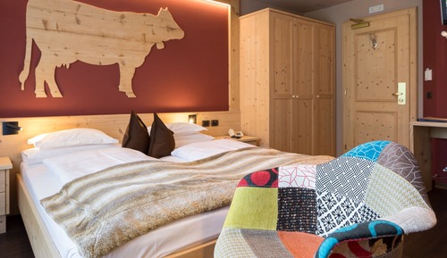 Habitación estándar con 1 cama doble o 2 individuales