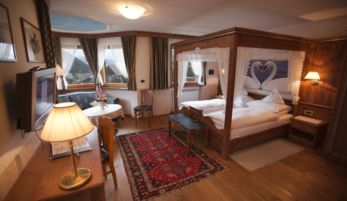 Habitación Deluxe doble, balcón, vistas a la montaña