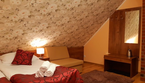 Habitación triple básica, varias camas, no fumadores (11)