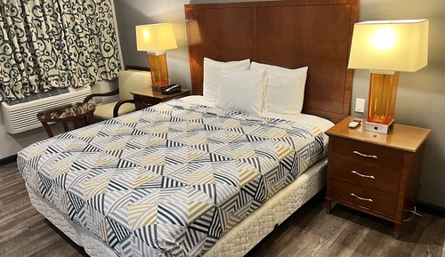 Habitación estándar, 1 cama de matrimonio grande, no fumadores, frigorífico y microondas