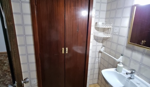 Habitación individual, baño privado