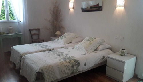 Habitación con 1 cama doble o 2 individuales (Brins d'Herbes)