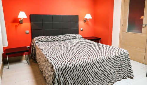 Ático, baño privado (Atico moderno)