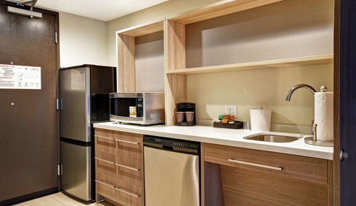 Estudio, 2 camas de matrimonio, accesible para personas con discapacidad (Transfer Shower)