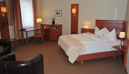 Habitación económica con 1 cama doble o 2 individuales