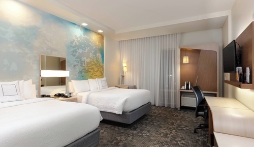 Habitación, 2 camas de matrimonio (Hearing Accessible)