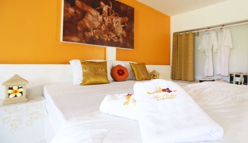 Habitación Confort doble, 1 cama de matrimonio grande, acceso a la piscina