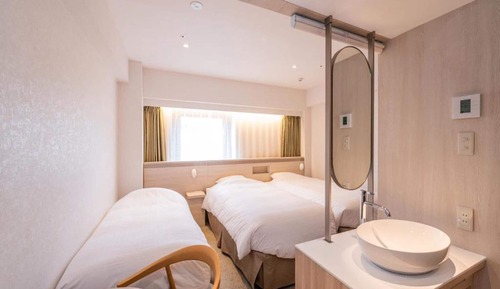 Habitación con 2 camas individuales, no fumadores (Main building, for 3 guests)