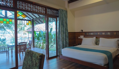 Casa de campo panorámica, 1 cama de matrimonio, vistas al lago, junto al lago