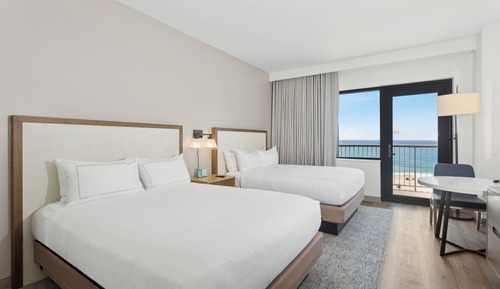 Habitación, 2 camas de matrimonio, accesible para personas con discapacidad (Hearing, Gulf Front)